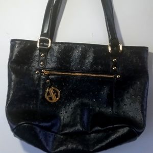 Giani Bernini BLACK Embossed Faux Ostrich Hobo